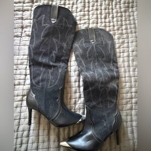 Western thigh high  (Gianni binni look alike )